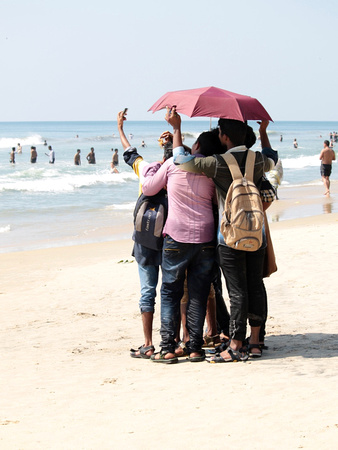 Umbrella Selfie! Varkala Beach, Kerala